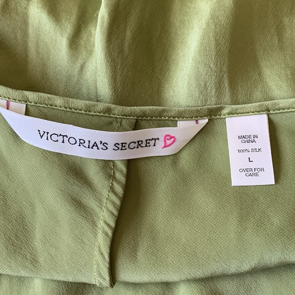 Victoria’s Secret nighty- 100% silk - Picture 6 of 6